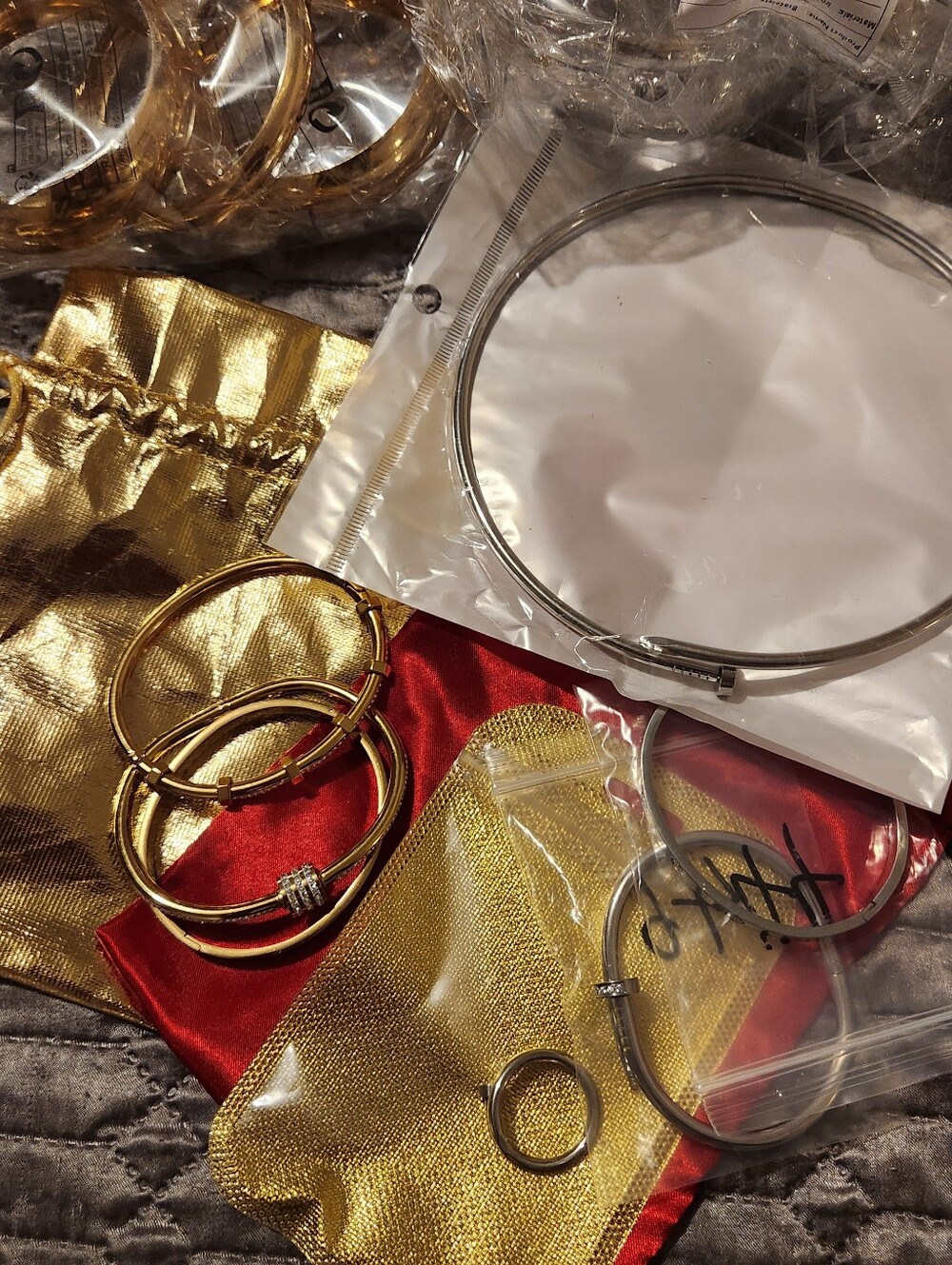7 PC Classic Gold and Silver Bangle Set - Women's Jewelry NECKLACE BANGLES RING